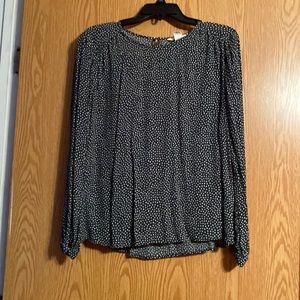 H&M hunter green long sleeved blouse